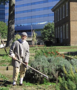 HANDY WITH THE HOE: Historic horticulturalist Charlie Thomforde strikes an 18th century pose at the 1719 William Trent House Museum, 15 Market Street, Trenton, where he will present an illustrated lecture “In Search of Trenton’s First Garden,” Sunday, June 2, at 2 p.m. Mr. Thomforde will compare and contrast William Trent’s colonial garden with known facts about Monticello and Williamsburg. His talk will cover heirloom plants and colonial techniques still used today and a tour of the historically accurate kitchen garden of Trenton’s oldest building, listed on the National Register of Historic Places. Complimentary refreshments provided. Donation welcome. Ample free parking nearby. For more information, call 609-989-0087, or visit: www.williamtrenthouse.org.